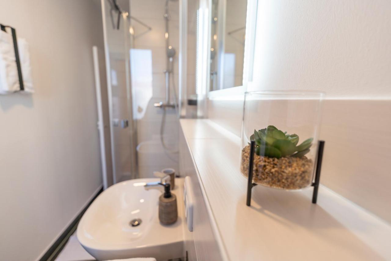 Rr - Central Apartment 80Qm - Balcony - Washer Magdeburg Luaran gambar